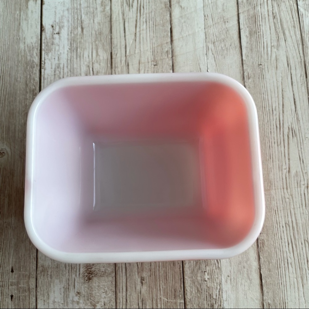 VINTAGE PYREX RED REFRIGERATOR CONTAINER W/ LID - Picture 9 of 14